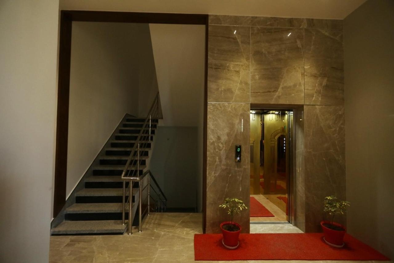 Hotel Pine Regency - Aravali'S Peak View Udajpur Zewnętrze zdjęcie